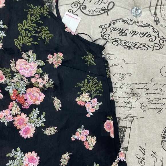 re:named  floral Black Top - Picture 2 of 10